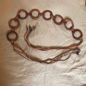Women’s vintage leather belt